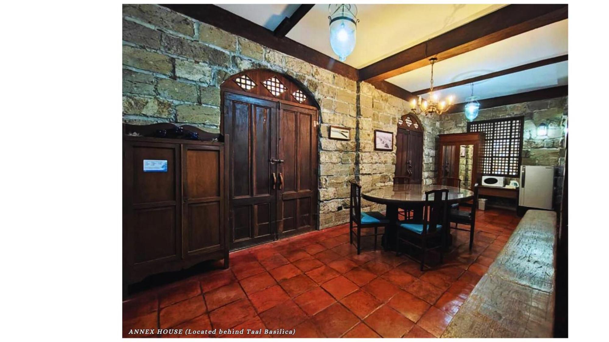 Paradores Del Castillo Taal Kültér fotó